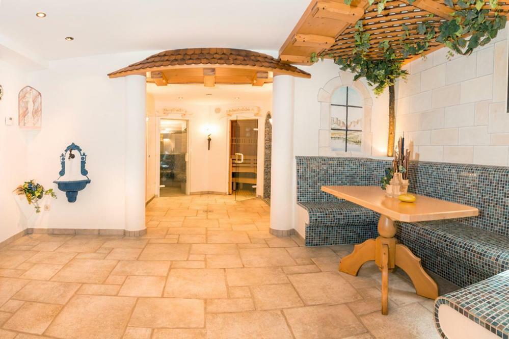 Appartements Alpenschloessl Oberau Exteriör bild